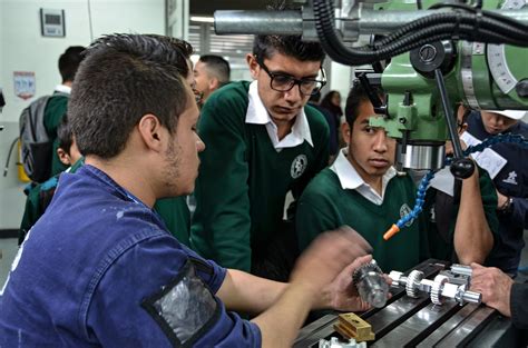 sena centro metalmecanico|El Centro metalmecánico en Bogotá .